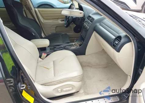 2003 Lexus Is 300 из США, поврежденный, VIN JTHBD192330067640